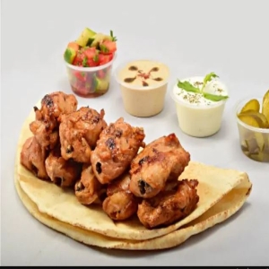  شيش طاووق
