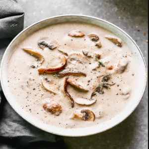  شوربة مشروم بالكريمة