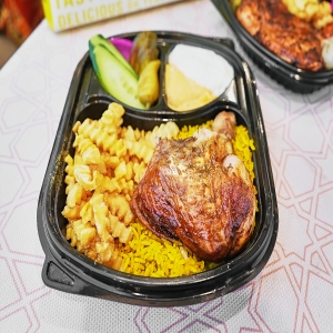  ورك مشوي مع رز وبطاطس